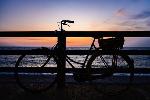 Sonnenuntergang mit Fahrrad
