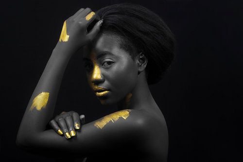 Breaking through - black and gold 1