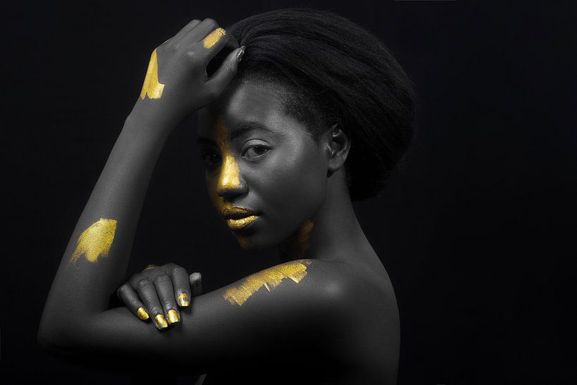 Breaking through - black and gold 1 by NSPD Studios