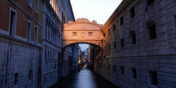 VENEDIG Seufzerbrücke - mysterious sigh von Bernd Hoyen