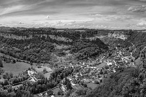 Französisches Jura in schwarz weiß 