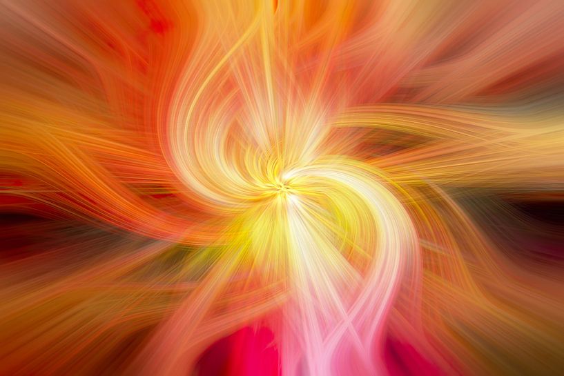 Twirl 1 fire by Klaartje Majoor