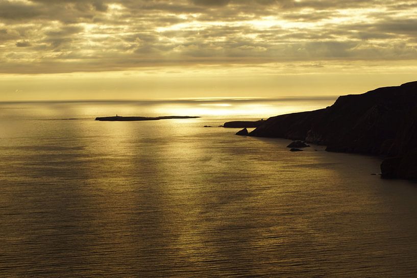 Sunset at the Slieve League cliffs in the west of the Irish county Donegal by Babetts Bildergalerie