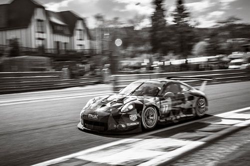 Dempsey Proton Racing Porsche 911 RSR