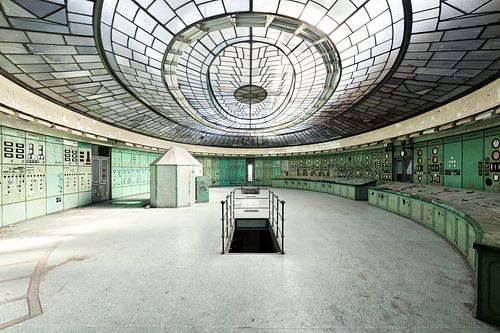 Salle de contrôle Art déco abandonnée - Spaceship
