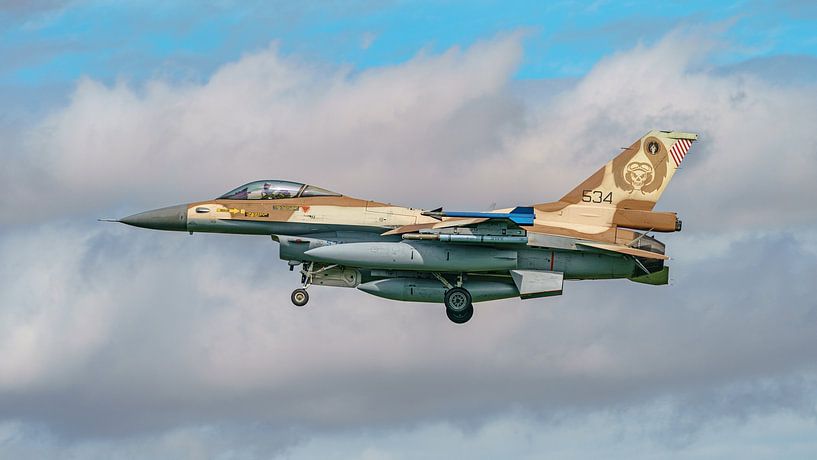 Caserne F-16C de l'armée de l'air israélienne de l'escadron 101. par Jaap van den Berg