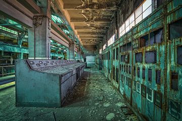 The Silence of Steel by melvin leloup