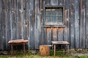 Seitenansicht der alten Scheune mit Fenster, Kanada