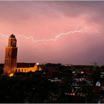 Donder en bliksem in Zwolle van Martijn Kinket