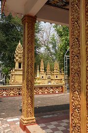 Temple Cambodia by Michel van Vliet