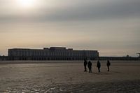 Blick auf den Thermae Palace vom Strand von Ostende aus.