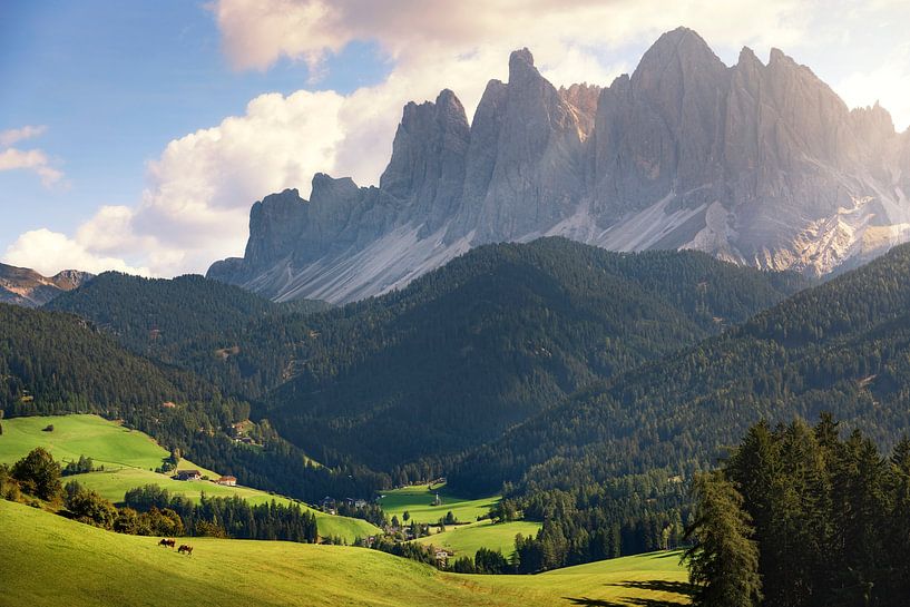 Uitzicht op Villnösstal en de bergen van Odle, Dolomieten van Stefano Orazzini