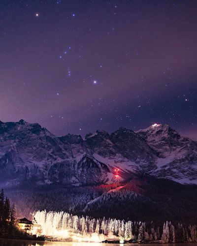 Ciel étoilé au-dessus de la Zugspitze