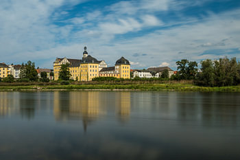 Blick über die Elbe nach Coswig