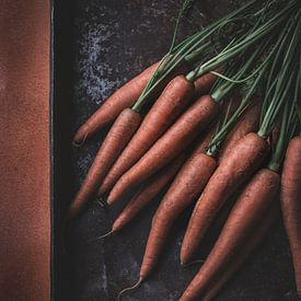 Orange carrots by Laura van Driel