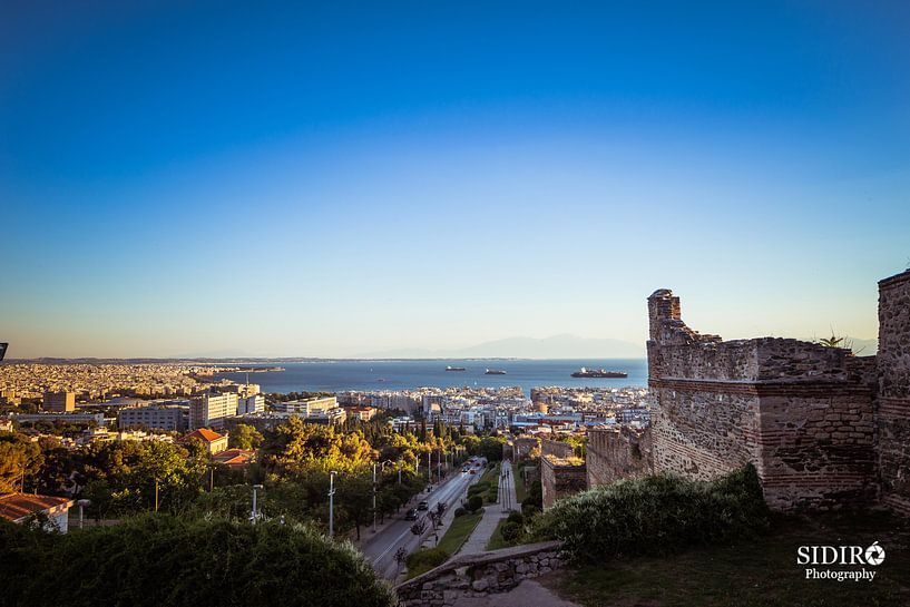 Zonsondergang Thessaloniki, Griekenland van Gabriella Sidiropoulos