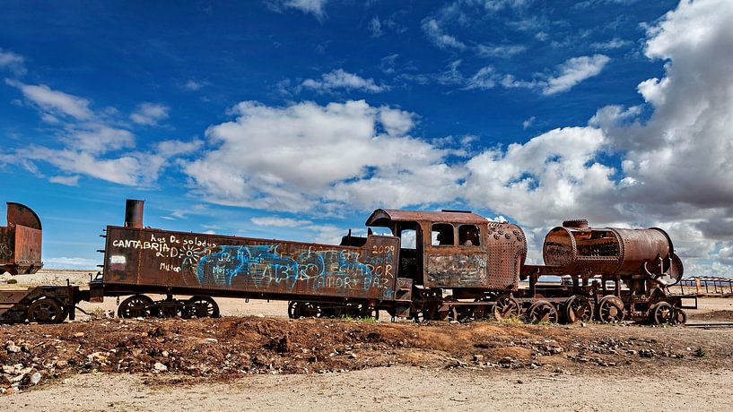 Der Zugfriedhof bei Uyuni in Bolivien von Roland Brack