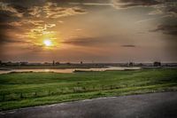 Evening sun over the Lower Rhine