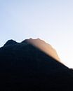 Bergen met zonsondergang in Nieuw-Zeeland | Gouden Uurtje van Vera Yve thumbnail
