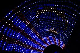 Verlicht plafond in de zoutkathedraal van Zipaquirá