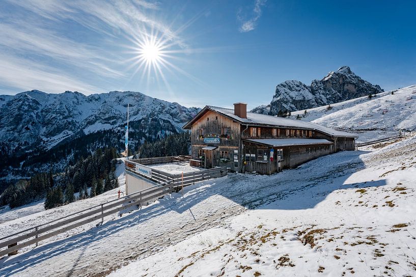 Breitenberg hut in fresh snow in imperial weather by Leo Schindzielorz