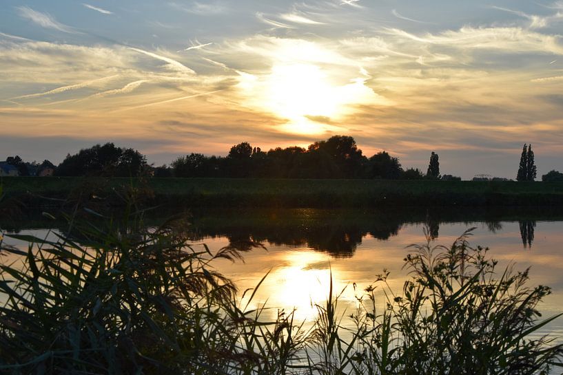  Zonsondergang op de rivier van Marcel Ethner
