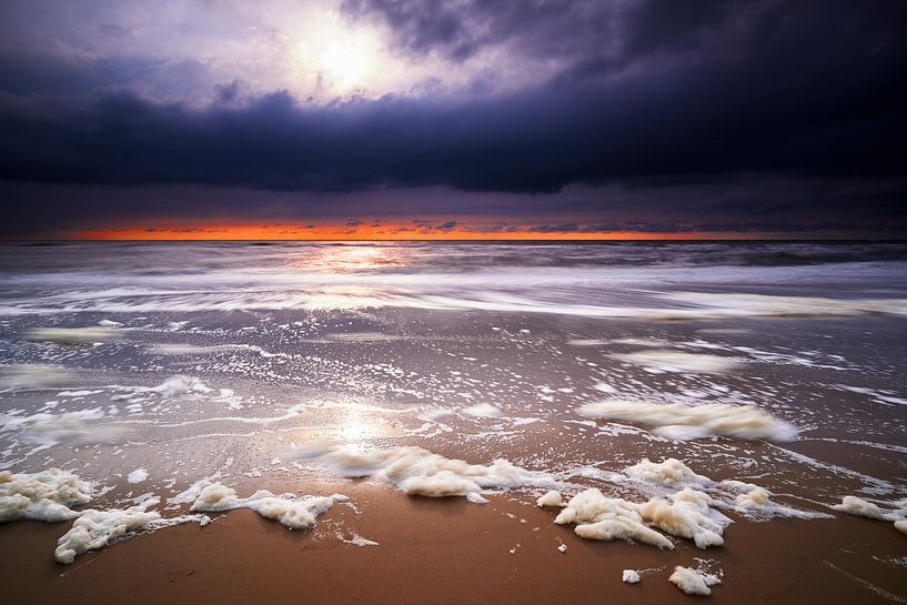 De eigenzinnige Noordzee in al haar schoonheid van Jenco van Zalk