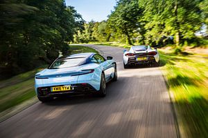 Mclaren 570GT vs Aston Martin DB11
