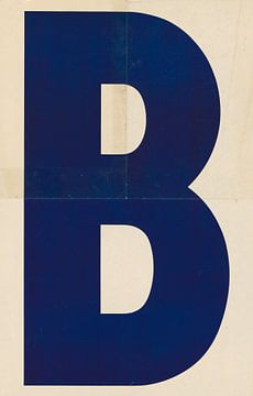 Vintage blauwe letter B. Retro typografie. van Dina Dankers