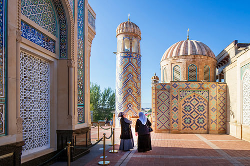 Hazrat-Khizr-Moschee – Ein zeitloser Blick über Samarkand