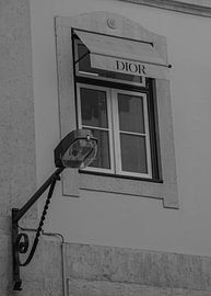 Dior gevel Lissabon van Jari L.