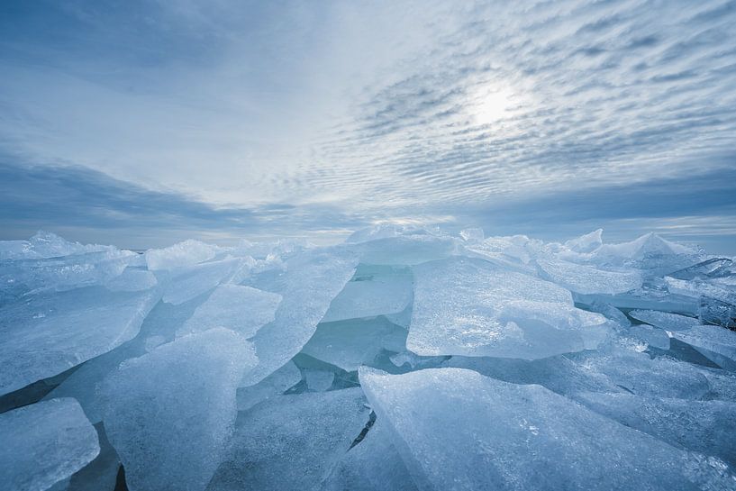 Kruidend ijs bij Stavoren, IJsselmeer van Annie Jakobs