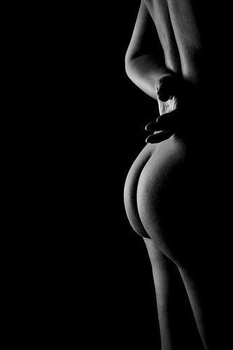 Bodyscape Photography / Low Key body art