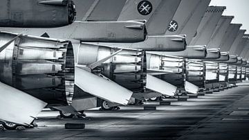 F-16 exhaust by KC Photography