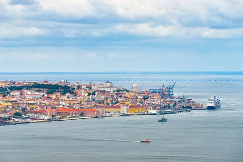 LISBON 10 by Tom Uhlenberg