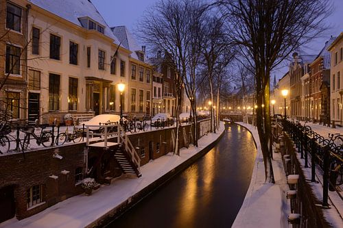Nieuwegracht in Utrecht between Pausdam bridge and Paulus bridge