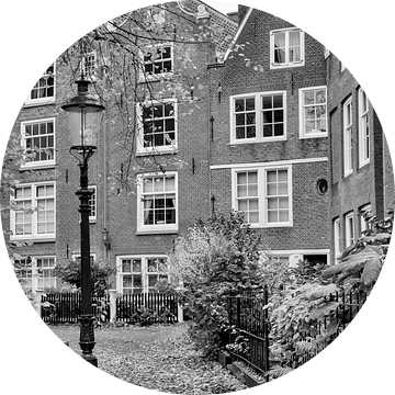 Begijnhof in Amsterdam van Barbara Brolsma