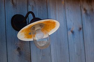 Lamp in kleur by HANS VAN DAM