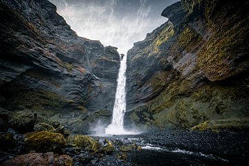 Kvernufoss (IJsland) van Thomas Heins