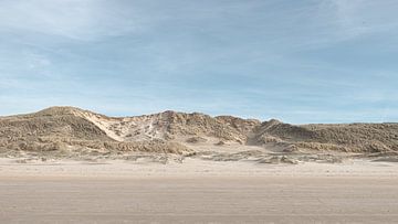 Strand en duinen bij Egmond aan Zee 1 van Rob Liefveld