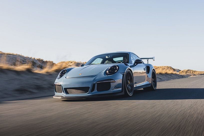 Driving Porsche GT3 RS on the Maasvlakte by Sebastiaan van 't Hoog
