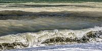 Gekleurde golven bij de Normandische krijtrotskust von Harrie Muis Miniaturansicht