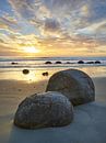 Moeraki Boulders @ Sunrise van Keith Wilson Photography thumbnail