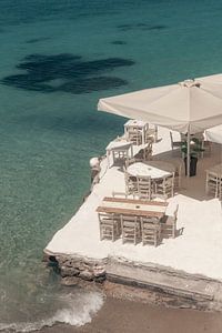 Restaurant im Meer | Reisefotografie Druck | Paros Griechenland