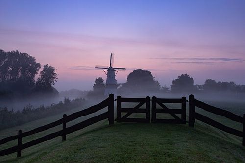 Sonnenaufgang an der Mühle "De Vlinder"