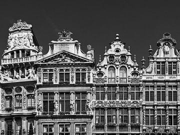 BRUSSELS 01 by Tom Uhlenberg