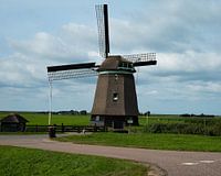 Windmolen gebouwd op boerenland in Petten (Noord-Holland)
