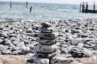 Steinturm am Naturstrand in Vitt auf Rügen von GH Foto & Artdesign Miniaturansicht