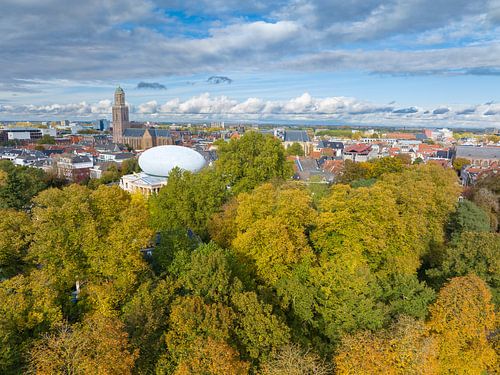 Zwolle luchtfoto  tijdens een mooie herfstdag