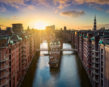 Sonnenuntergang in Hamburg von Michael Abid